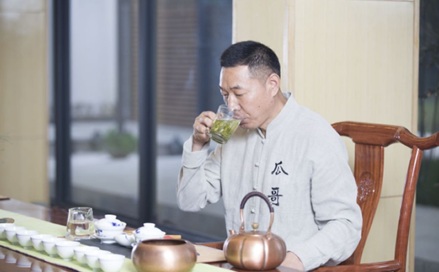 采访安徽省六安瓜片茶业股份有限公司董事长曾胜春